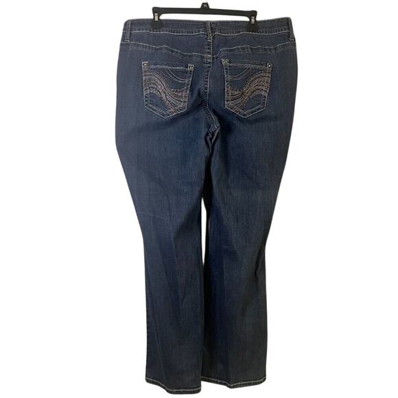 Lane Bryant Medium Blue 18 Regular Bootcut Women's Jeans Embroidered Pockets - Picture 2 of 8